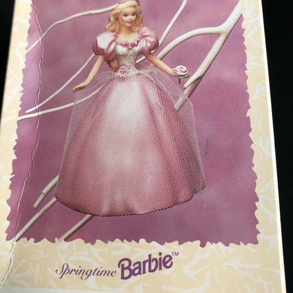Hallmark Keepsake 1996 Barbie Easter Ornament - Picture 1 of 16